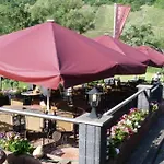 Moselperle Restaurant 特拉本特拉巴赫