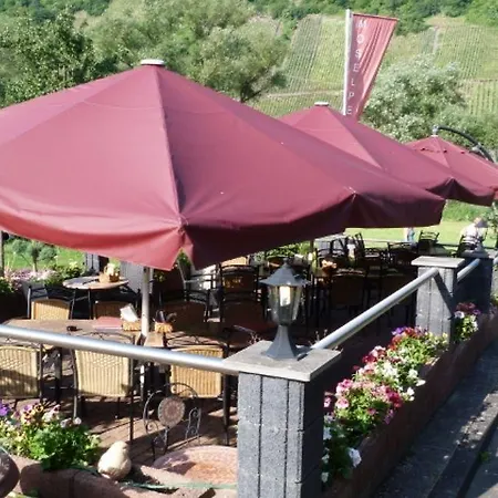 Moselperle Restaurant Трабен-Трарбах