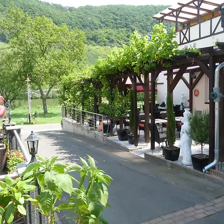 招待所 Moselperle Restaurant 3*