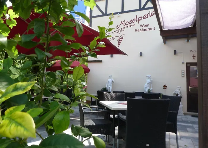 Moselperle Restaurant Гостевой дом Трабен-Трарбах