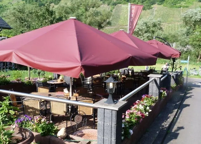 Moselperle Restaurant Трабен-Трарбах