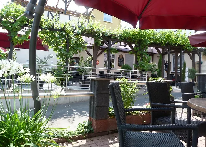 Moselperle Restaurant Трабен-Трарбах